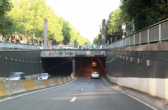 Bailli Tunnel northern portals