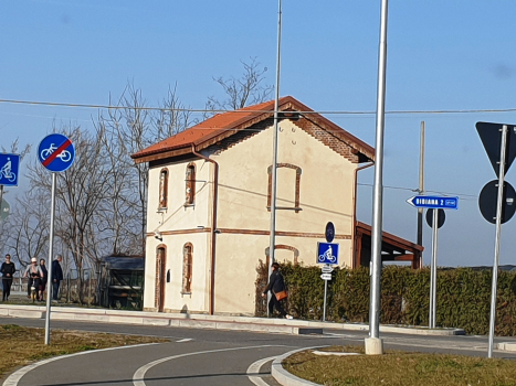 Bahnhof Campiglione-Fenile