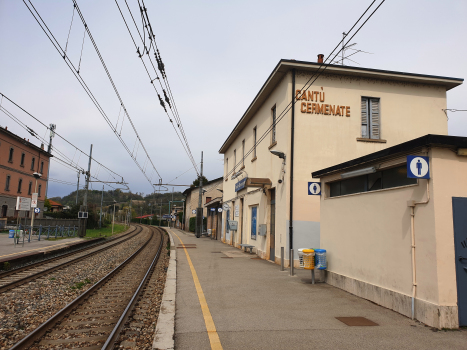 Cantù-Cermenate Station