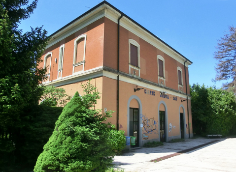 Bahnhof Carate-Calò