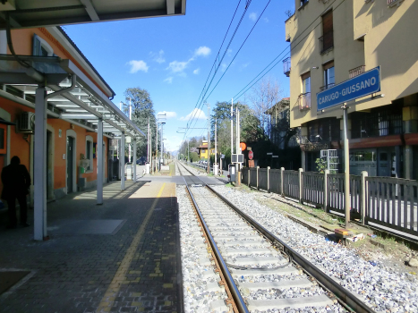 Carugo-Giussano Station