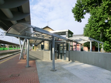 Bahnhof Castano Primo