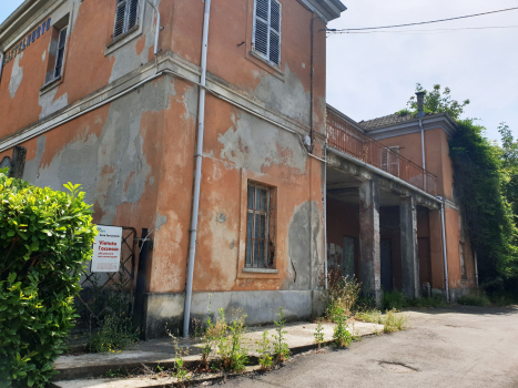 Gare de Castelnuovo Belbo