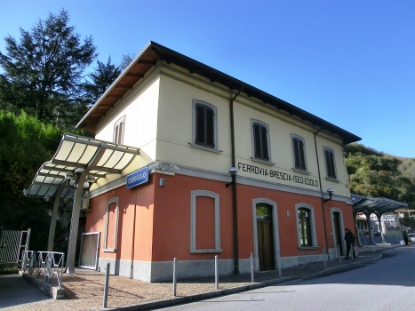 Cedegolo Station