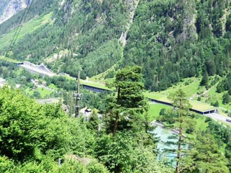 Wilerplanggen Tunnel (on the left) and Ripplistal Tunnel