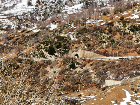 Gründen Tunnel