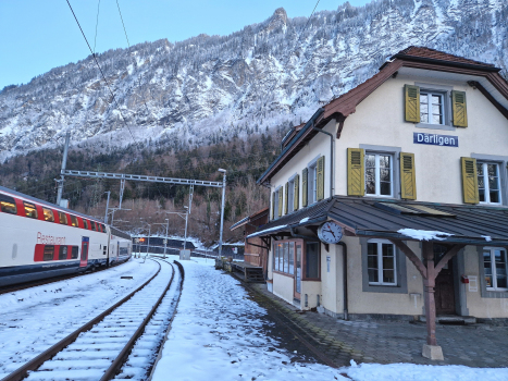 Därligen Station