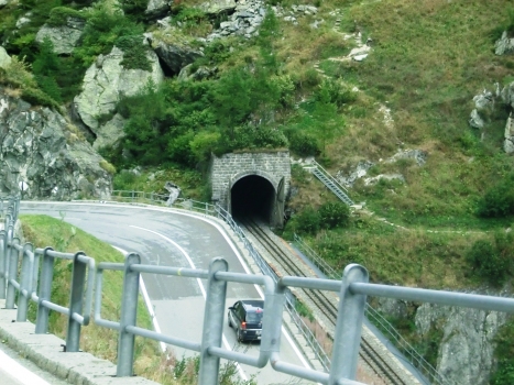 Eisenbahntunnel Gletsch