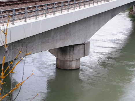 Pont ferroviaire de Leuk