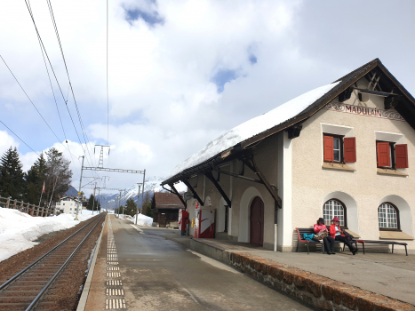 Bahnhof Madulain