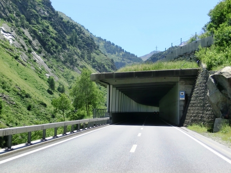 Tanzenbein Tunnel northern portal