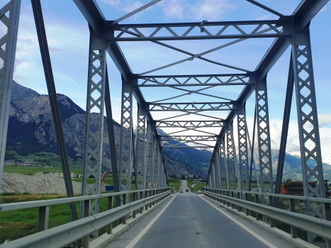 Riddes Road Bridge