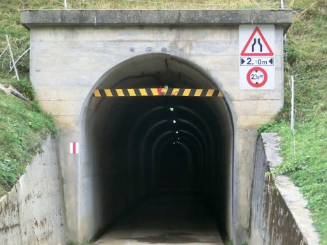Passo Muazz Tunnel southern portal