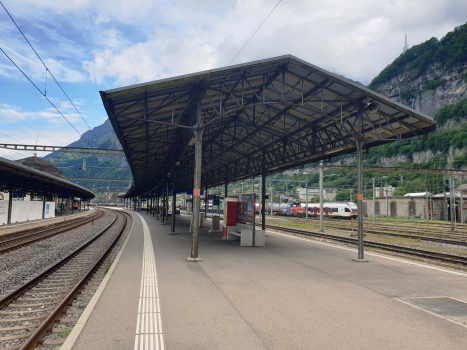 Saint-Maurice Station