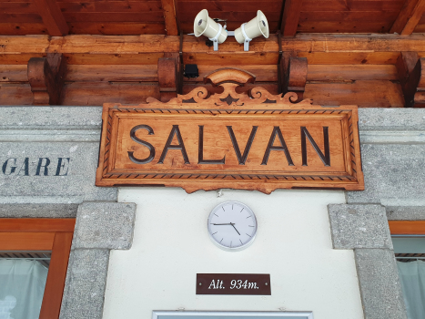 Bahnhof Salvan