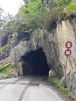 Van II-Tunnel