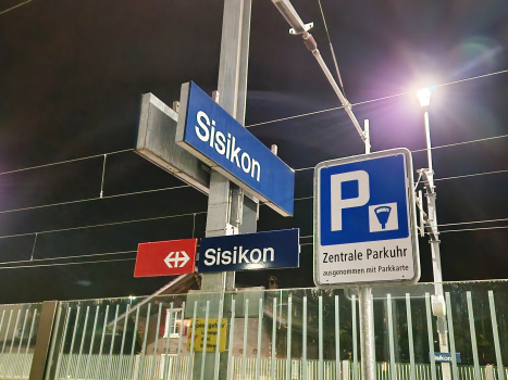 Gare de Sisikon