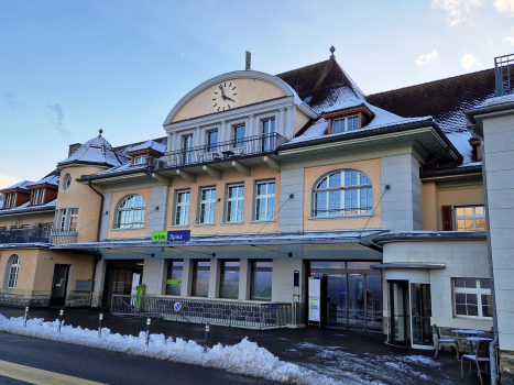 Bahnhof Spiez