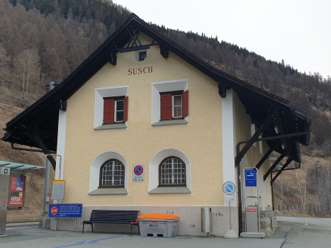 Susch Station