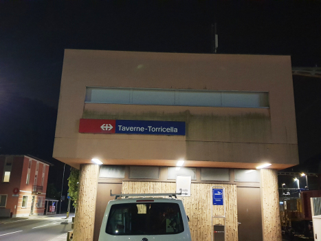 Taverne-Torricella Station