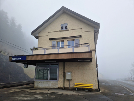 Wassen Station