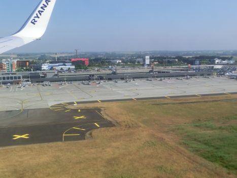 Aéroport de Charleroi Bruxelles-Sud