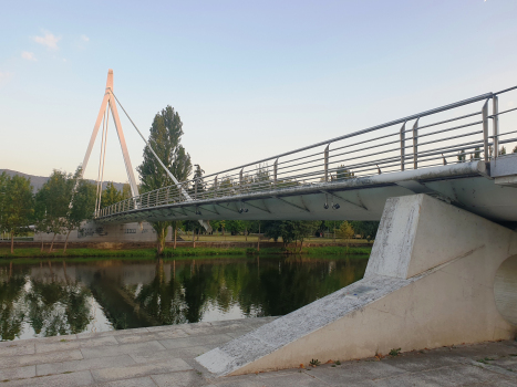 Geh- und Radwegbrücke Chaves