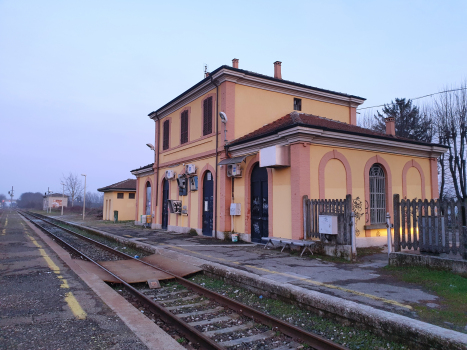 Gare de Chignolo Po