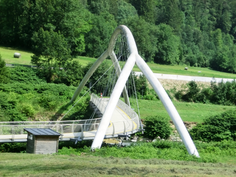 Geh- und Radwegbrücke über den Sarca