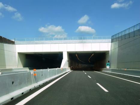 Tunnel im Zuge der SS35