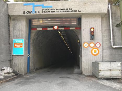 Munt La Schera Tunnel