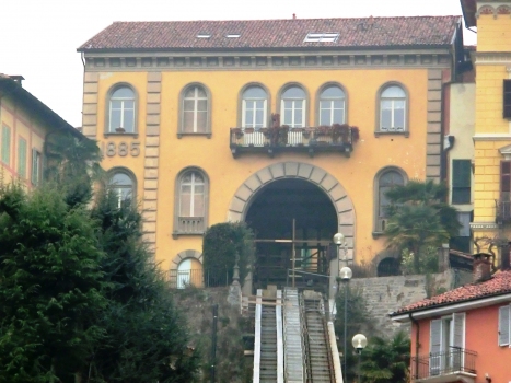 Biella Funicular, Piazzo Station