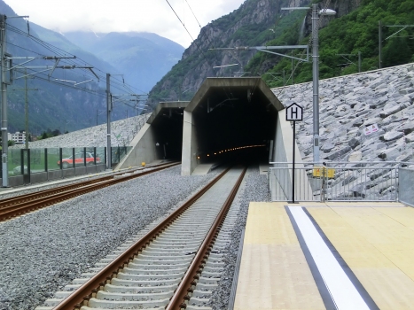 Tunnel de base du Saint-Gothard