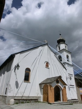 Sant'Anna Parish Church in Trepalle