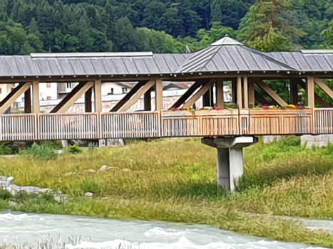 Gedeckte Brücke von Ponte Arche