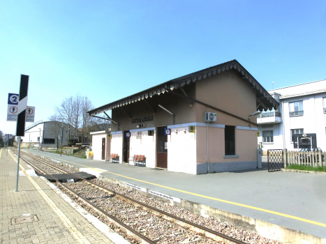 Costa Masnaga Station