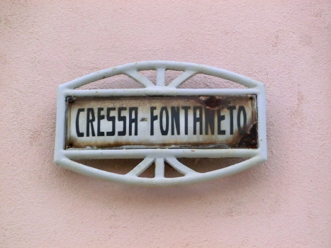 Cressa-Fontaneto Station