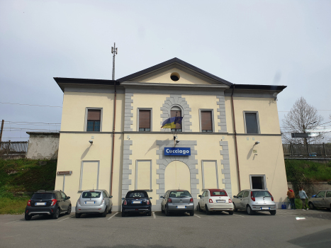 Cucciago Station