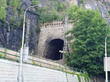 Tunnel de Ovčí stěna