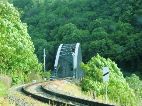 Skochovice Bridge, between Trnová and Vrané nad Vltavou