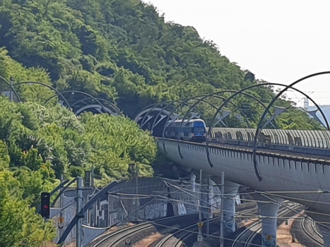 Sluncová Viaduct and, in the background, Vitkov Tunnel portals