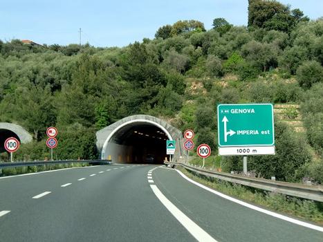 Tunnel d'Oliveto