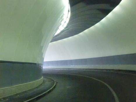 Totone 3 Tunnel