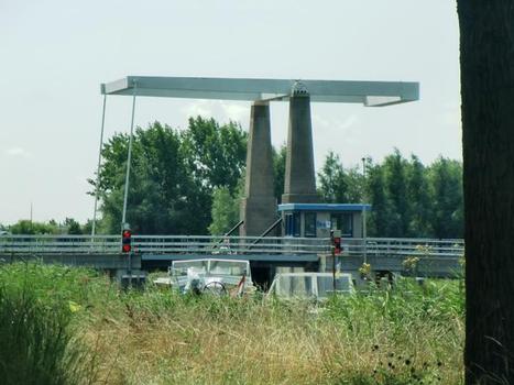 N246 Westzaan Bridge