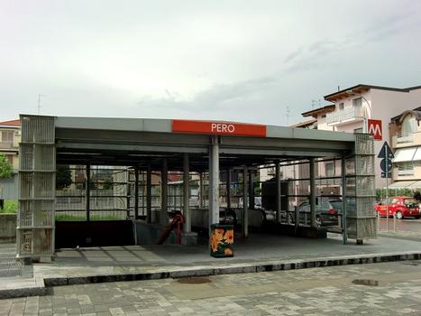 Metrobahnhof Pero