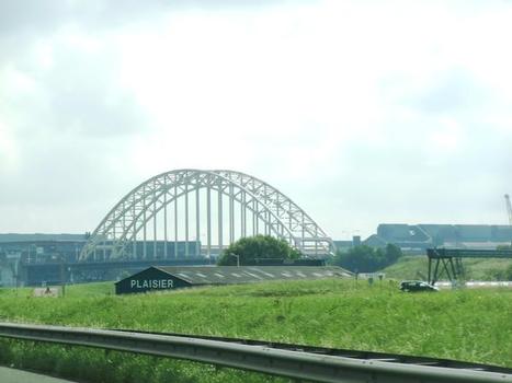 Noord River Bridge