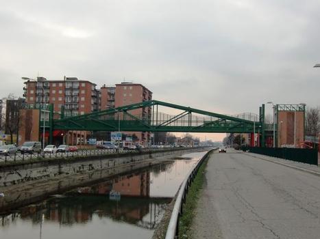 Burgo footbridge, eastern side