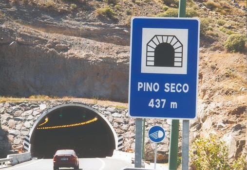 Pino Seco Tunnel eastern portal