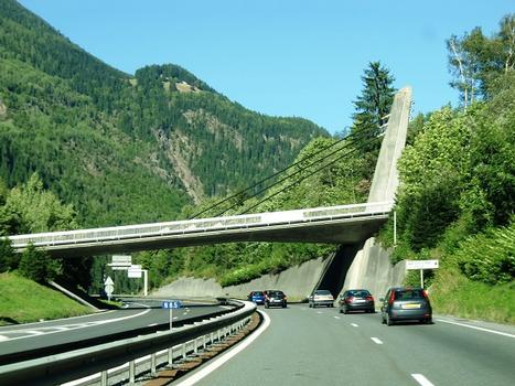 Les Houches cable stayed bridge