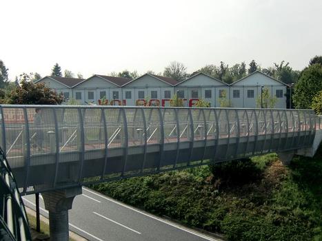 Malpensa-Volandia footbridge